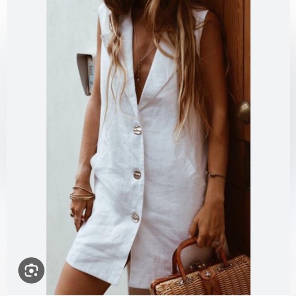 Maurie and Eve Linen Vest / Dress - Picture 3 of 6